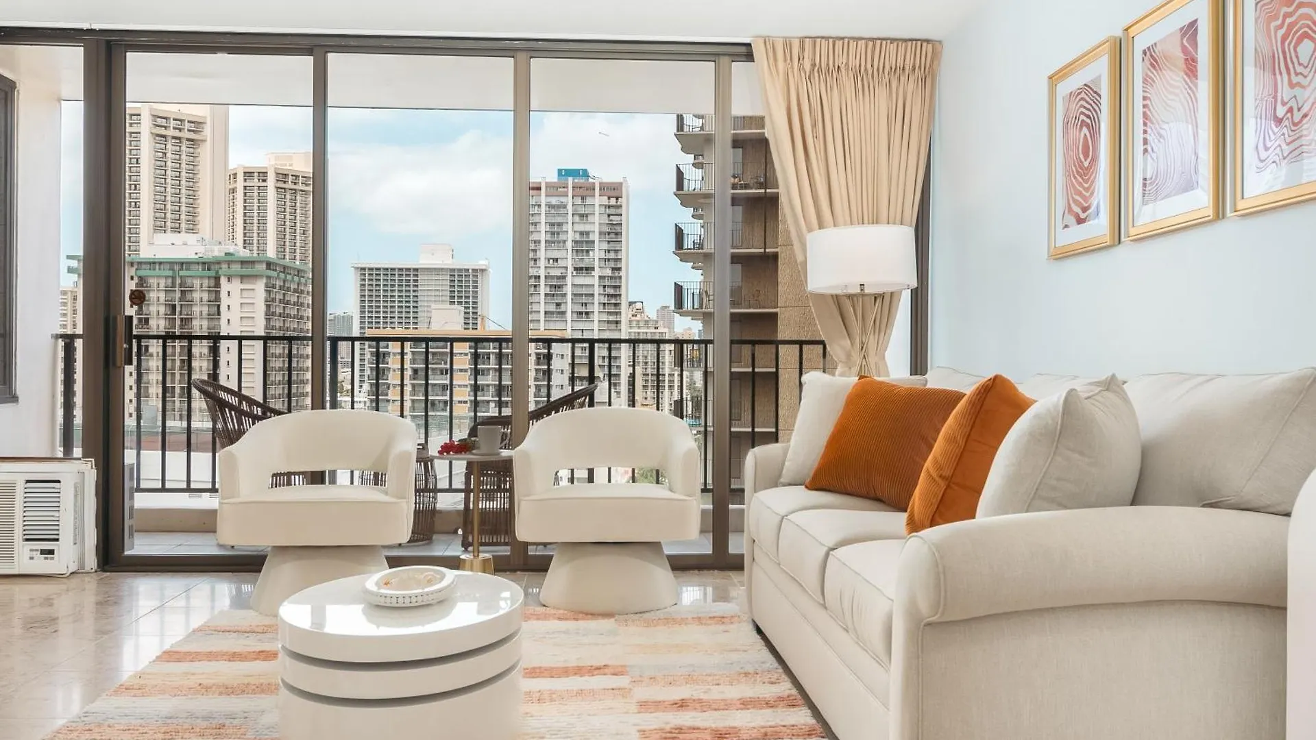 Remodeled 1Br Ocean View Condo With Free Parking! Honolulu 0*,  United States