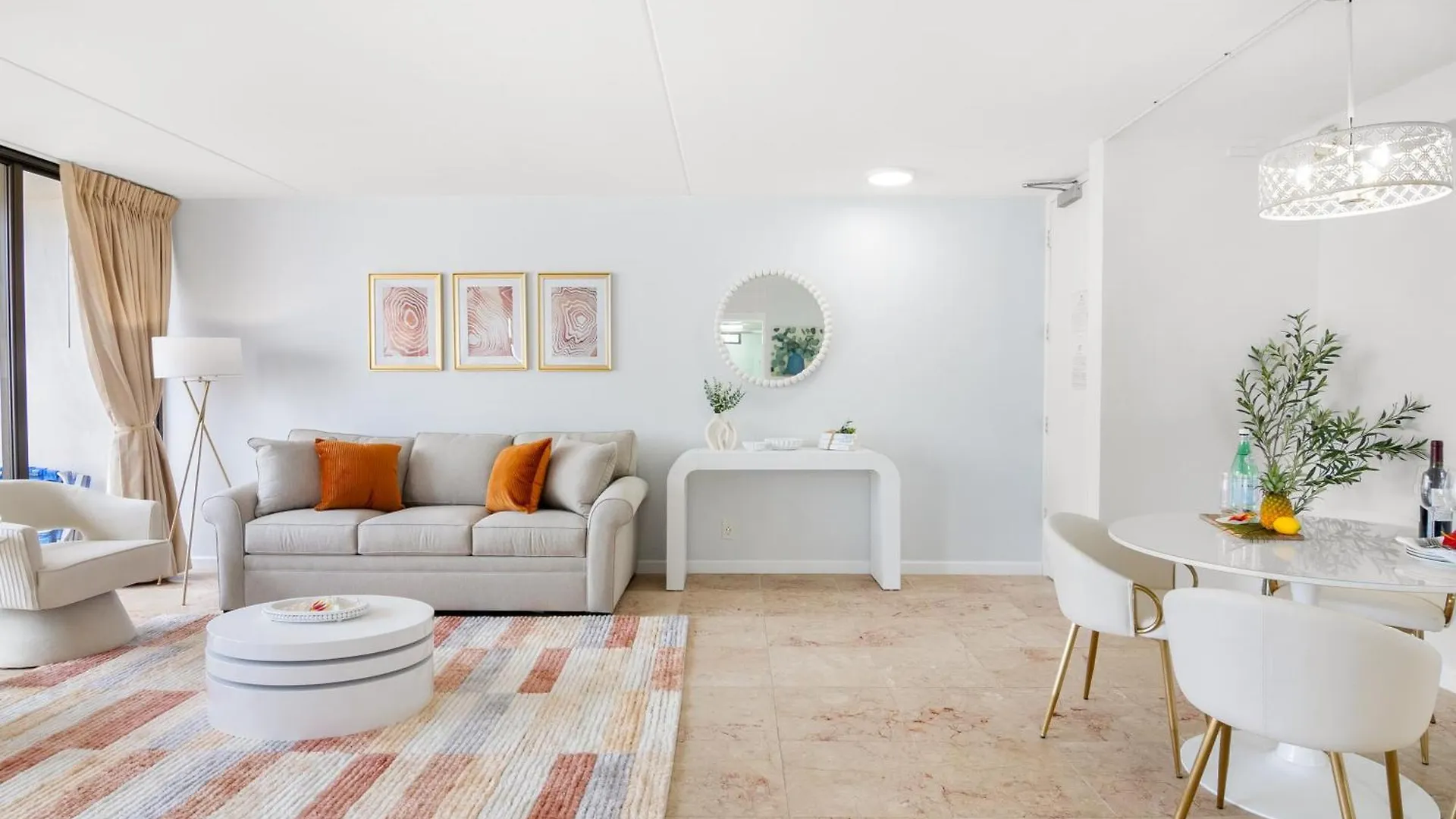 Remodeled 1Br Ocean View Condo With Free Parking! location