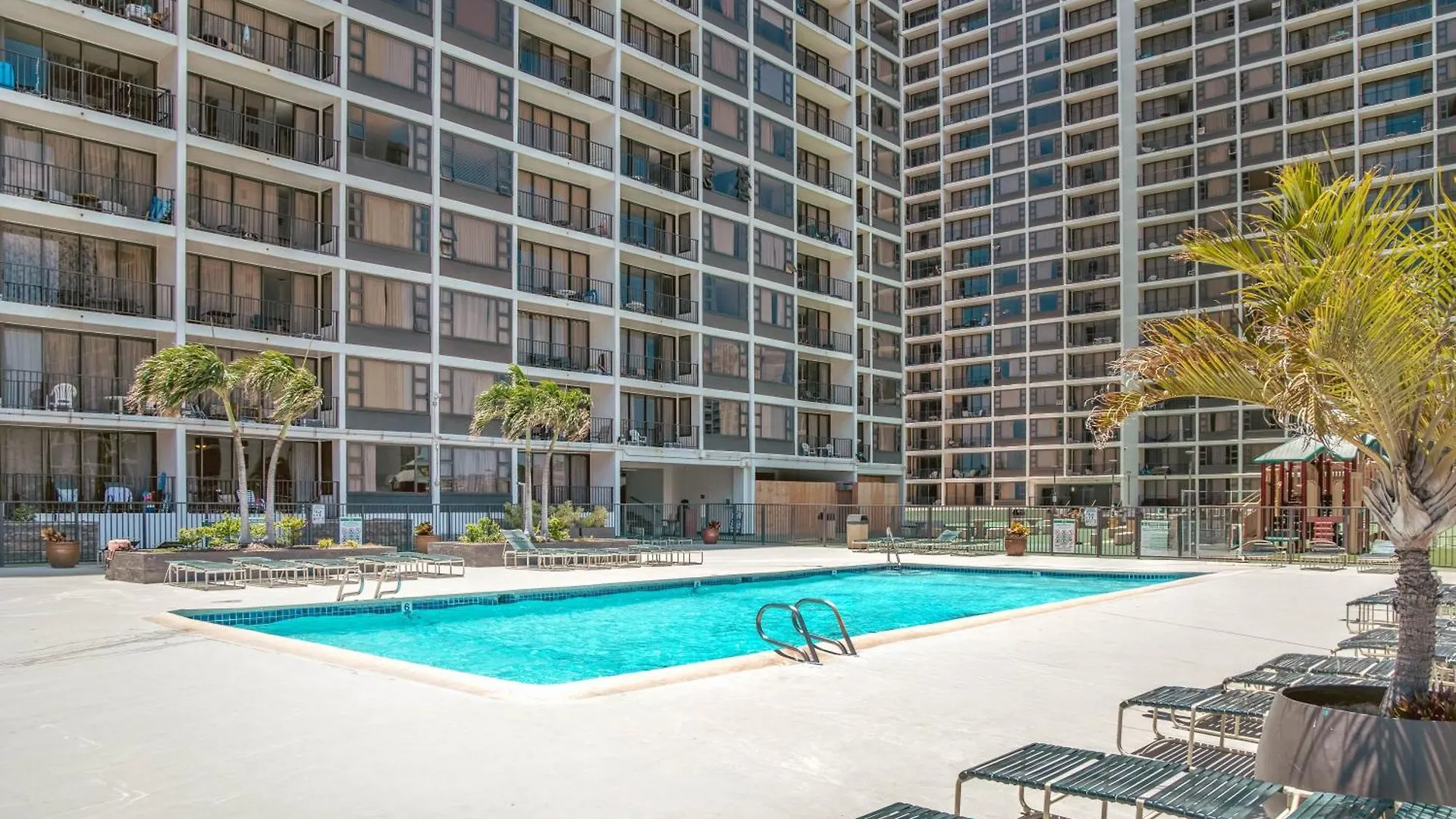 Remodeled 1Br Ocean View Condo With Free Parking! Honolulu
